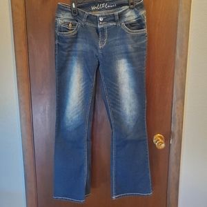 Junior's wallflower jeans